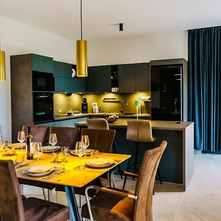 Cataleya Villa *